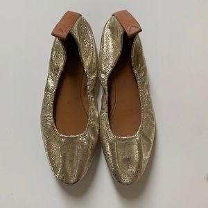 Gold Mercedes Castillo Flats